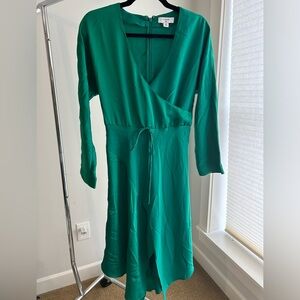 V-neck green dress